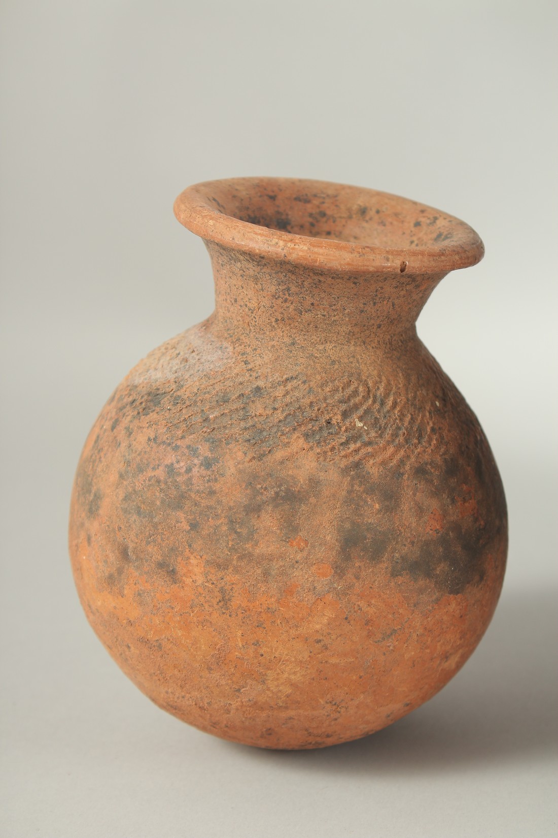 A LARGE AFRICAN BROWN POTTERY POT. 11ins and another pot, 5ins. (2) - Image 2 of 5