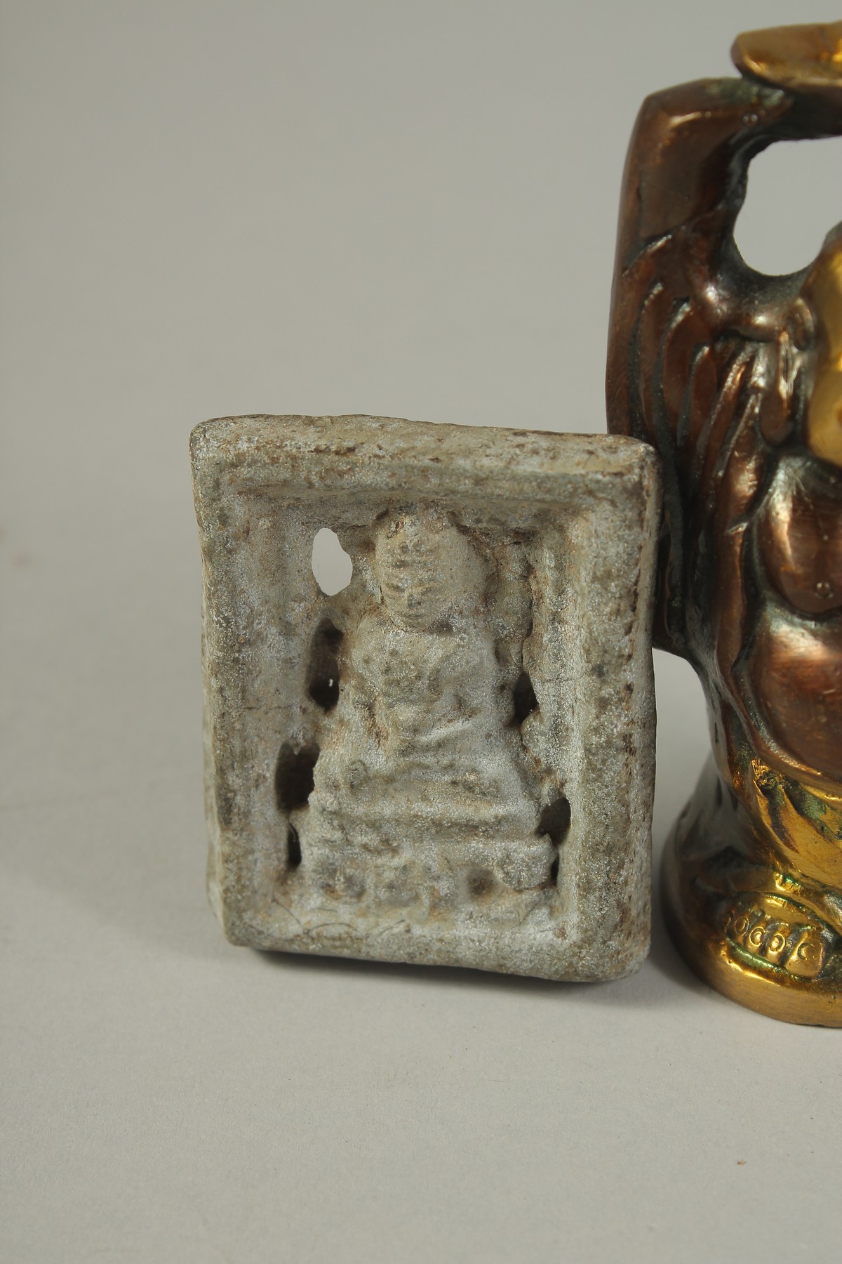 A GILDED BRONZE LAUGHING BUDDHA AND BELT FRAGMENT, (2). - Image 3 of 3