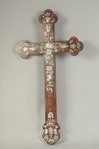AN 18TH-19TH CENTURY CHINESE MOTHER OF PEARL INLAID WOODEN CROSS, designed with central lotus and