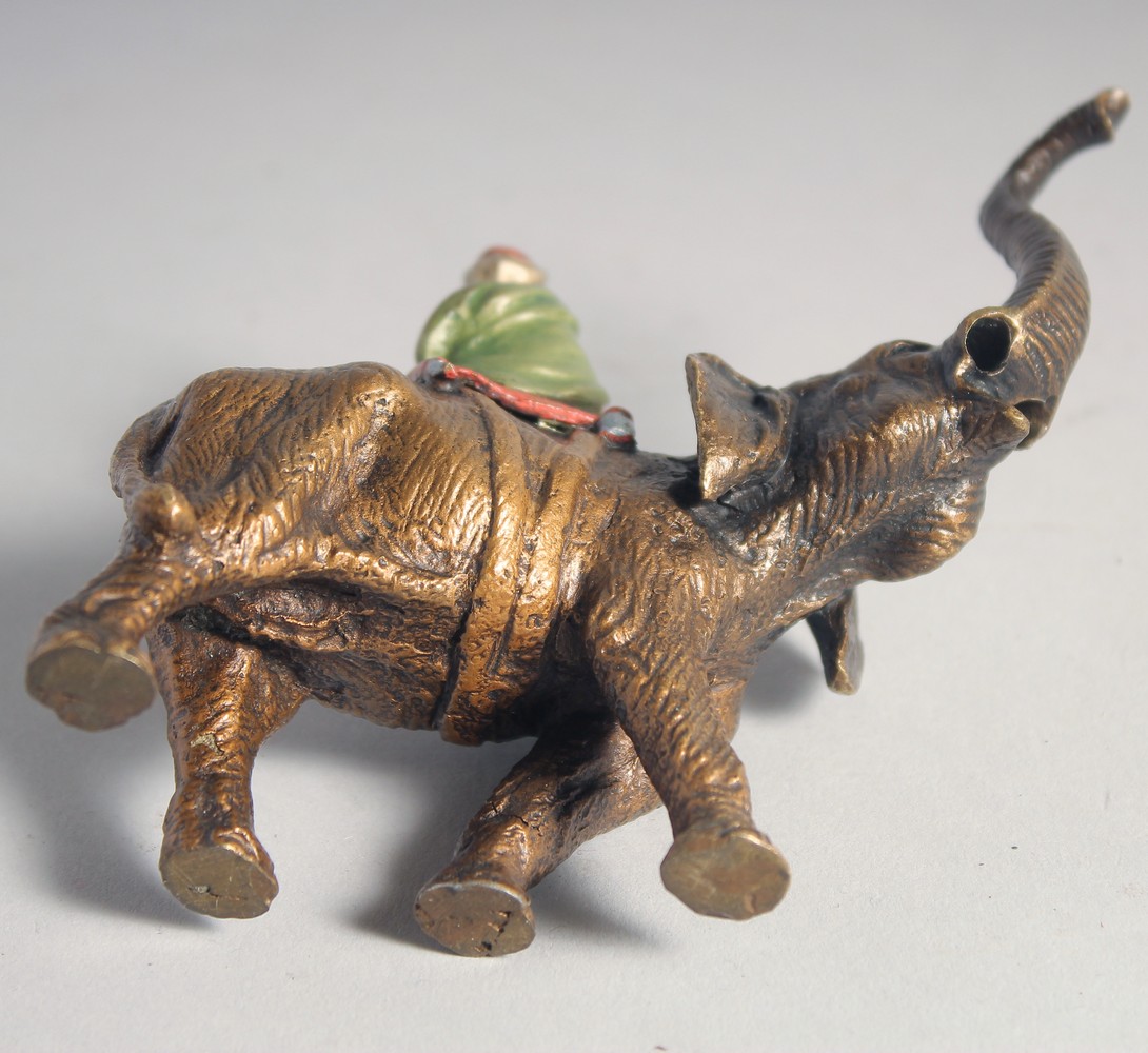 A FINE ORIENTALIST VIENNA BERGMAN STYLE COLD PAINTED BRONZE FIGURE OF AN ARAB ON AN ELEPHANT, 11cm - Image 4 of 5