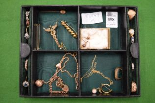A good collection of gold and other jewellery to include bar brooches, rings etc.