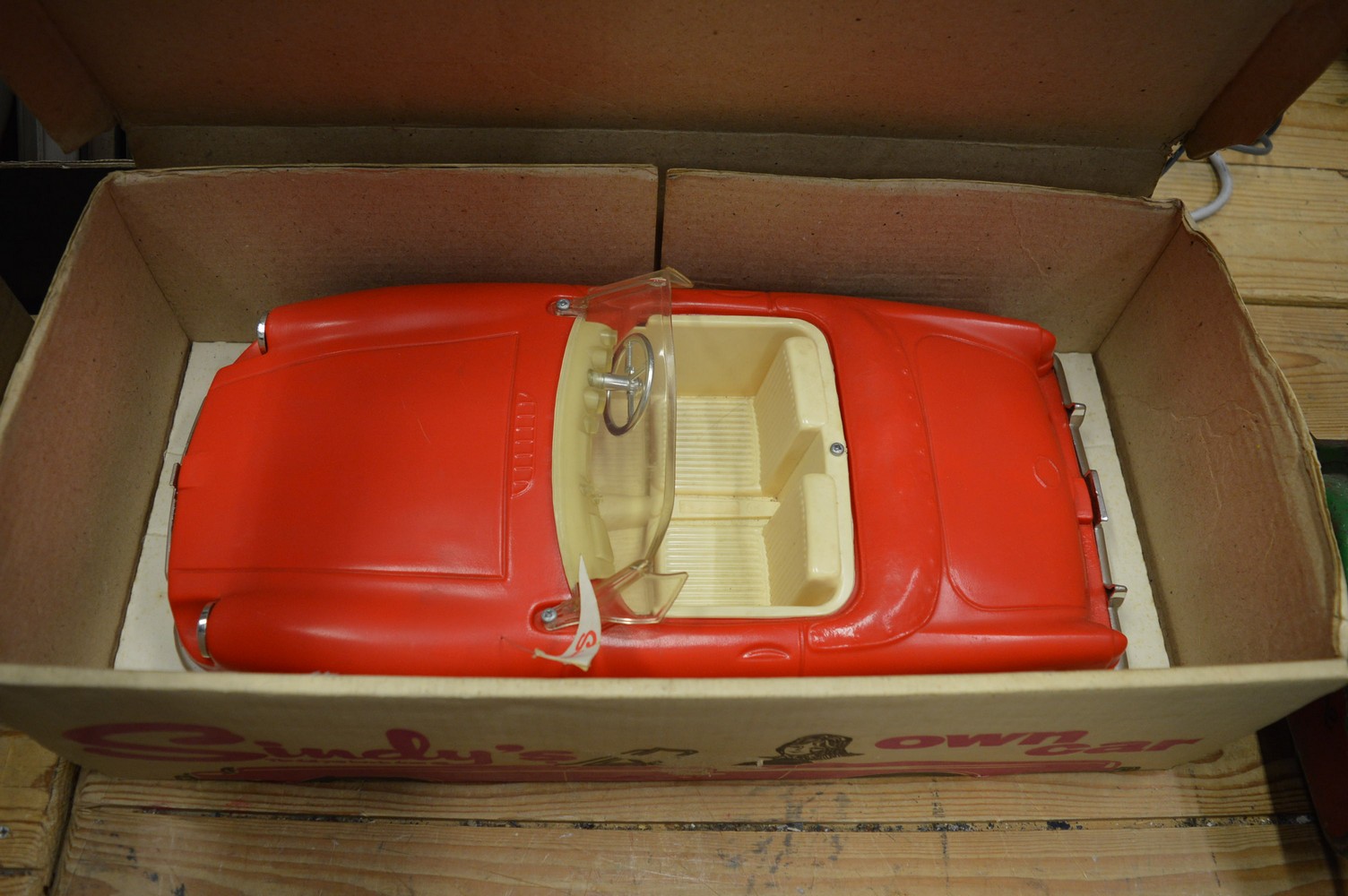 Sindys Own Car, boxed, together with a small suitcase containing dolls etc. - Image 3 of 3