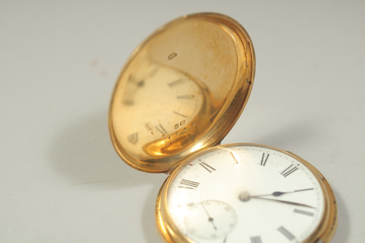 A GENTLEMAN'S 18CT GOLD POCKET WATCH. Gross weight: 84gms. - Image 4 of 5