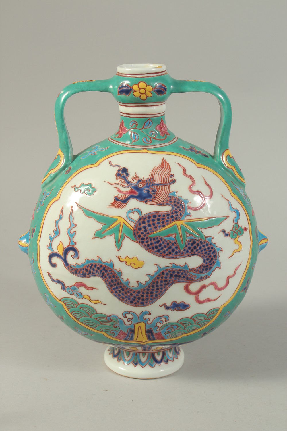 A CHINESE POLYCHROME TWIN-HANDLE DRAGON MOONFLASK VASE. 28.5cms high. - Image 3 of 5