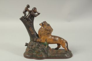 KYSER & REX CO. FRANKFORD, PENNSYLVANIA, CIRCA. 1880. A LION AND TWO MONKEYS, CAST IRON, PAINTED