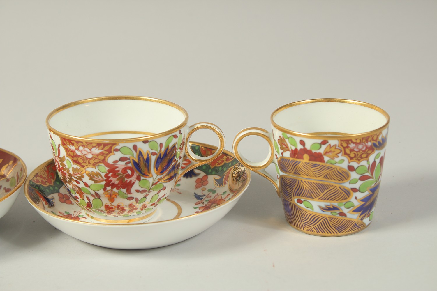 A SPODE IMARI PATTERN COFFEE CAN, TEACUP AND SAUCER, painted with pattern 1645, and a Chamberlain' - Image 3 of 4