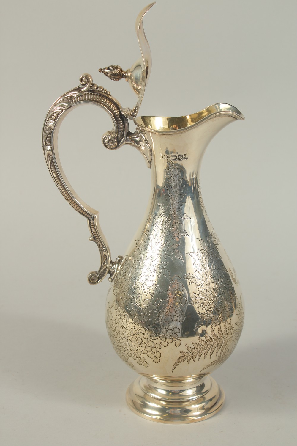 A VICTORIAN SILVER ENGRAVED CLARET JUG. London 1891. Maker: C. B. Weight: 17ozs. - Image 6 of 7