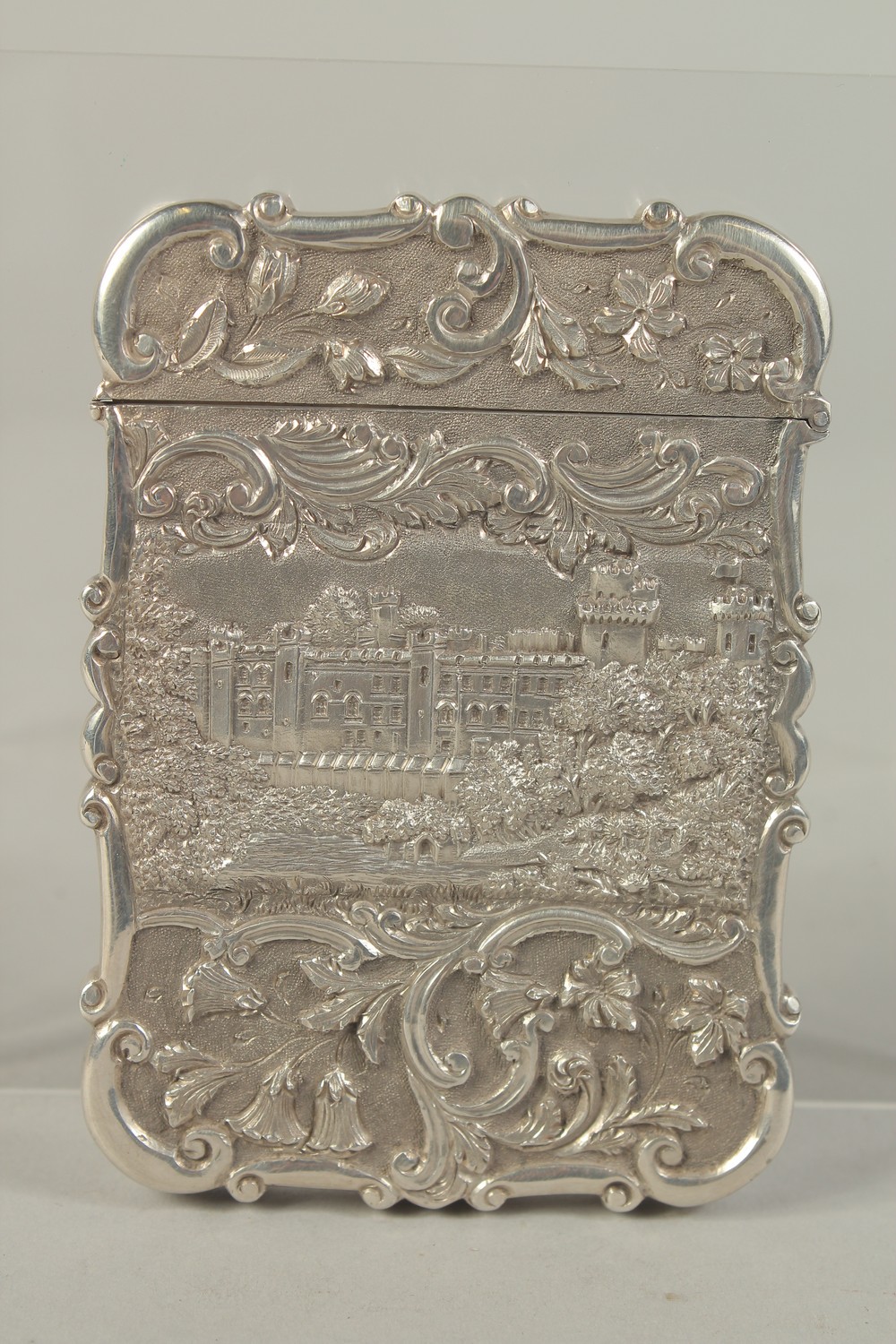 A NATHANIAL MILLS VICTORIAN SILVER CALLING CARD CASE "Windsor Castle" in relief. 3.5ins x 2.5ins - Image 2 of 4