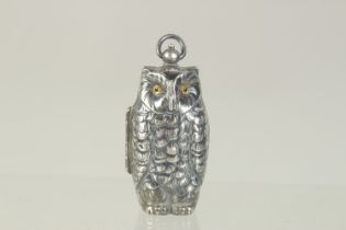 A SILVER PLATED OWL DOUBLE SOVEREIGN CASE