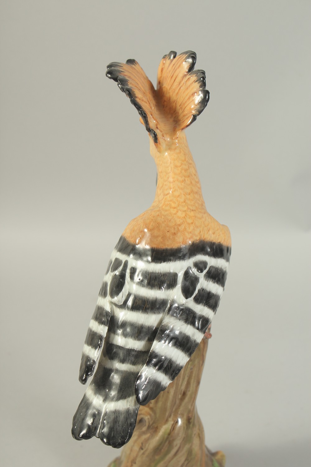 A MEISSEN HOOPOE, first modelled by Joachim Kaendler. Circa. 1840. 31.2cm high. Cross sword mark - Image 9 of 11