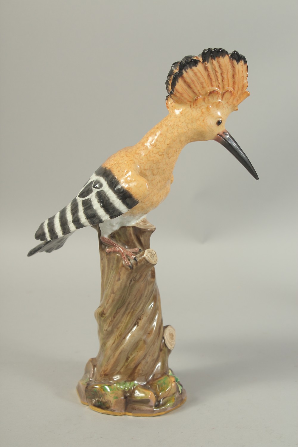 A MEISSEN HOOPOE, first modelled by Joachim Kaendler. Circa. 1840. 31.2cm high. Cross sword mark - Image 6 of 11