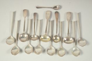 A SET OF EIGHT SILVER TEA SPOONS, London 1949 and six various SALT AND MUSTARD SPOONS (14).