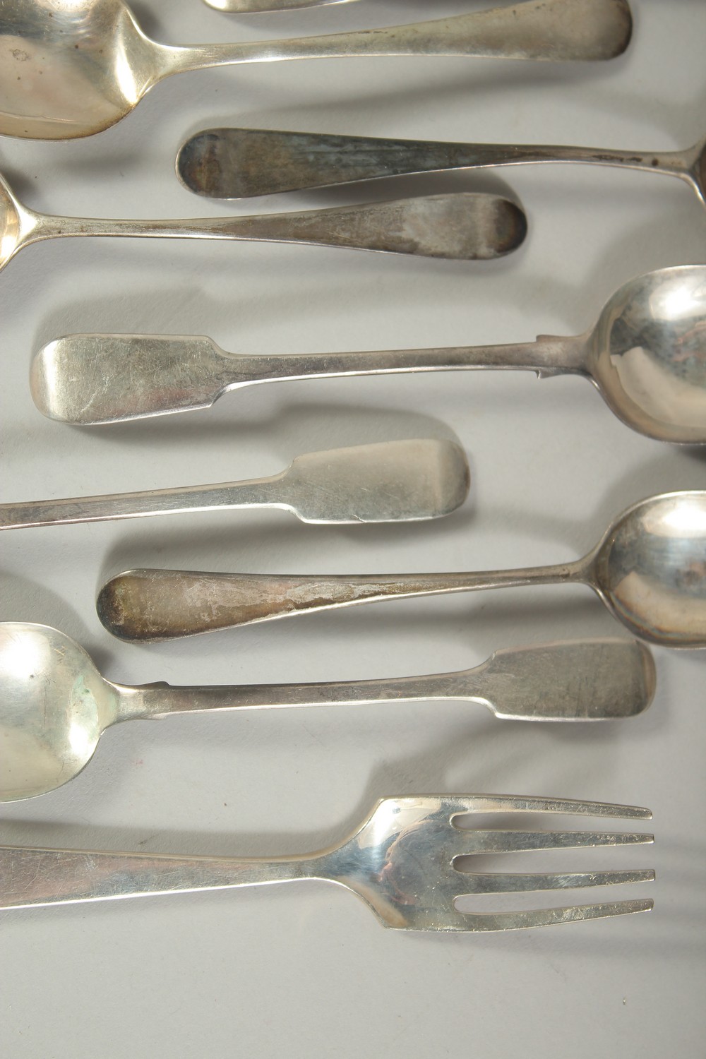 SIXTEEN VARIOUS SPOONS AND FORKS. Weight: 8ozs. - Image 4 of 8
