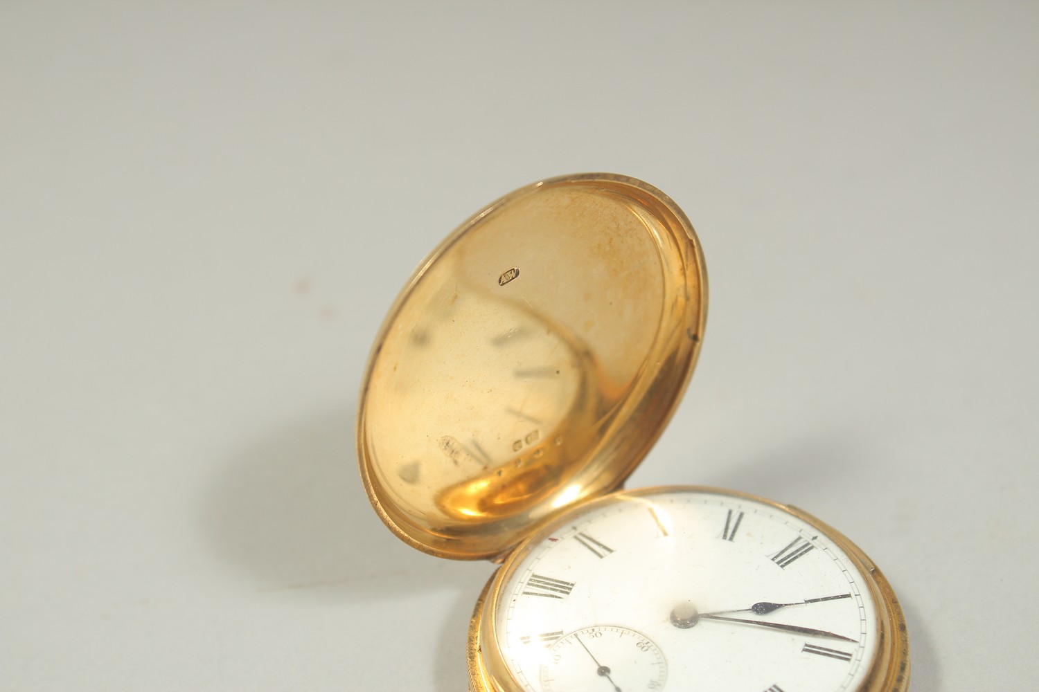 A GENTLEMAN'S 18CT GOLD POCKET WATCH. Gross weight: 84gms. - Image 3 of 5