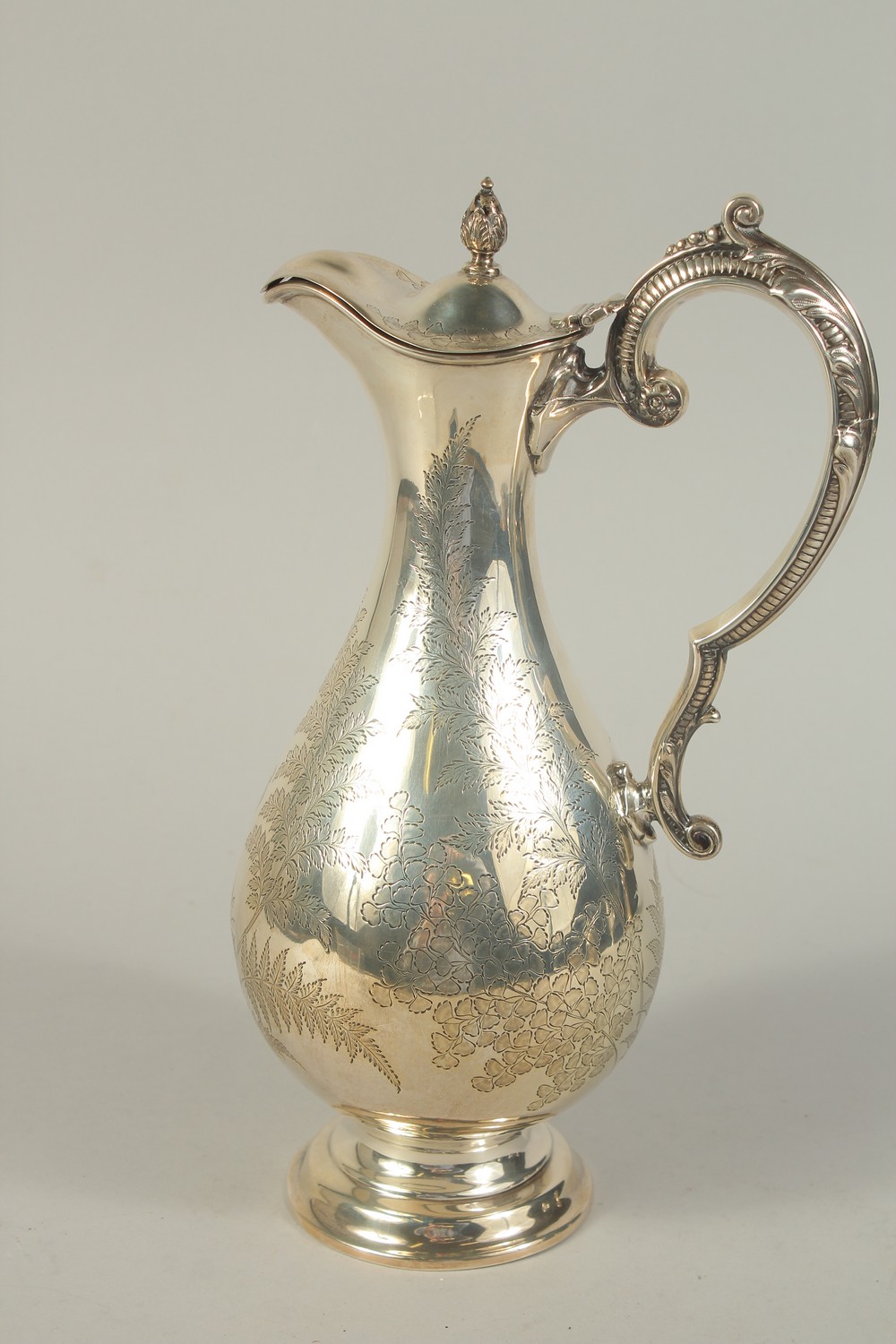 A VICTORIAN SILVER ENGRAVED CLARET JUG. London 1891. Maker: C. B. Weight: 17ozs. - Image 4 of 7