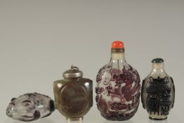 A COLLECTION OF FOUR CHINESE GLASS SNUFF BOTTLES, (4).