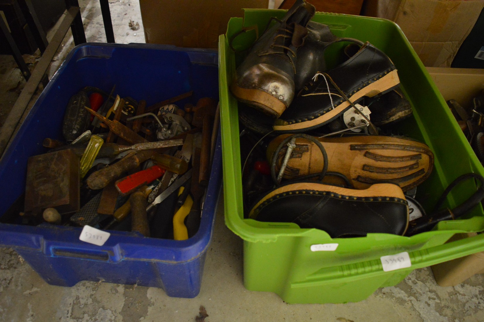 A large quantity of tools. - Image 3 of 4