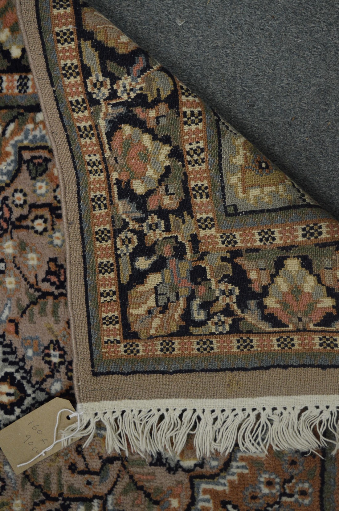 A small Persian style rug, grey ground with floral decoration 160cm x 90cm. - Image 3 of 3