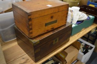 Writing slope and a wooden box.