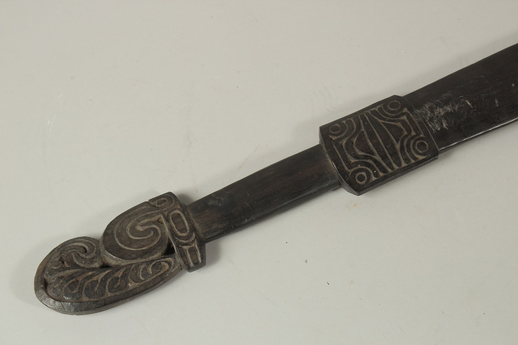 A 19TH CENTURY SWORD CLUB FROM TROBRIAND ISLANDS, PAPUA NEW GUINEA. 33ins long. - Image 5 of 6