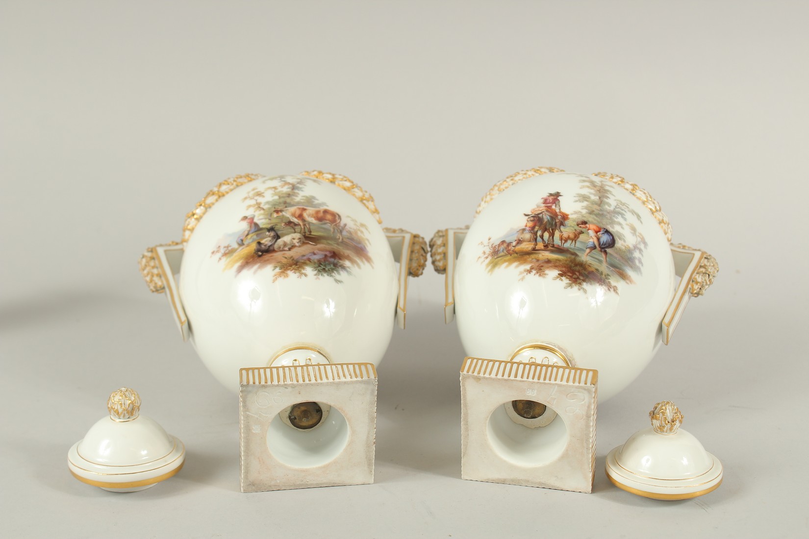 A PAIR OF MEISSEN LIDDED VASES painted with figures in pastoral landscapes. The body of the vases - Image 7 of 8