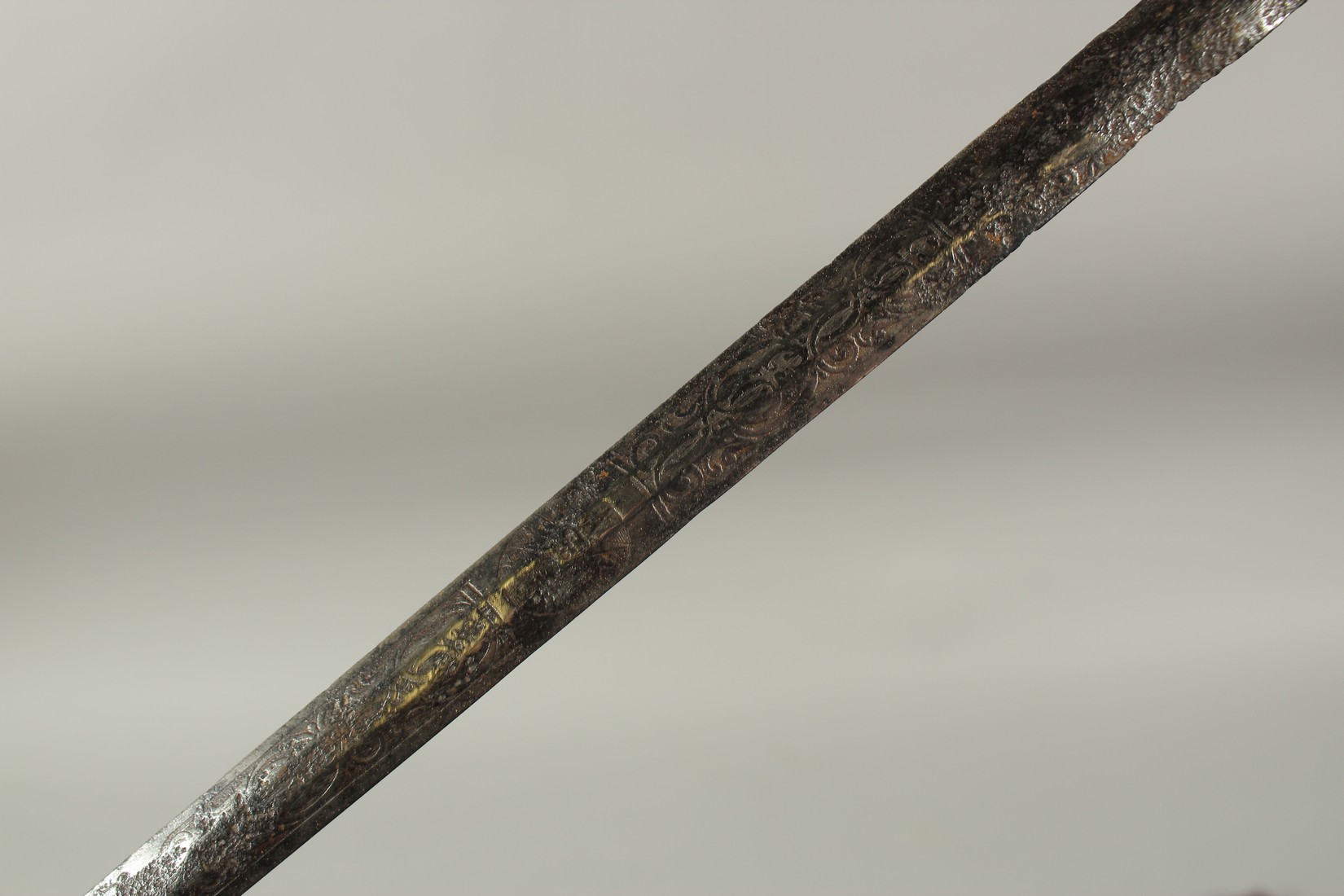 AN EARLY WOODEN CASED SWORD STICK with engraved blade. 3ft long. - Image 5 of 6