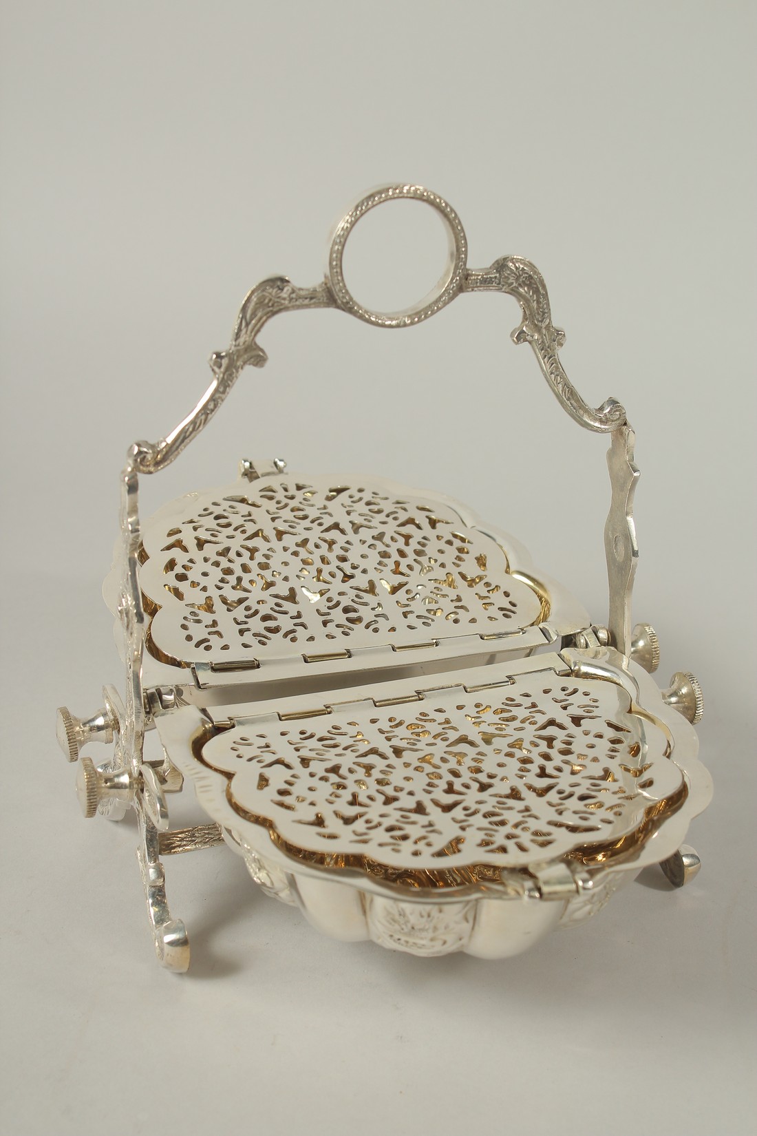 A SILVER PLATED CHEESE AND BISCUIT STAND. - Image 2 of 2