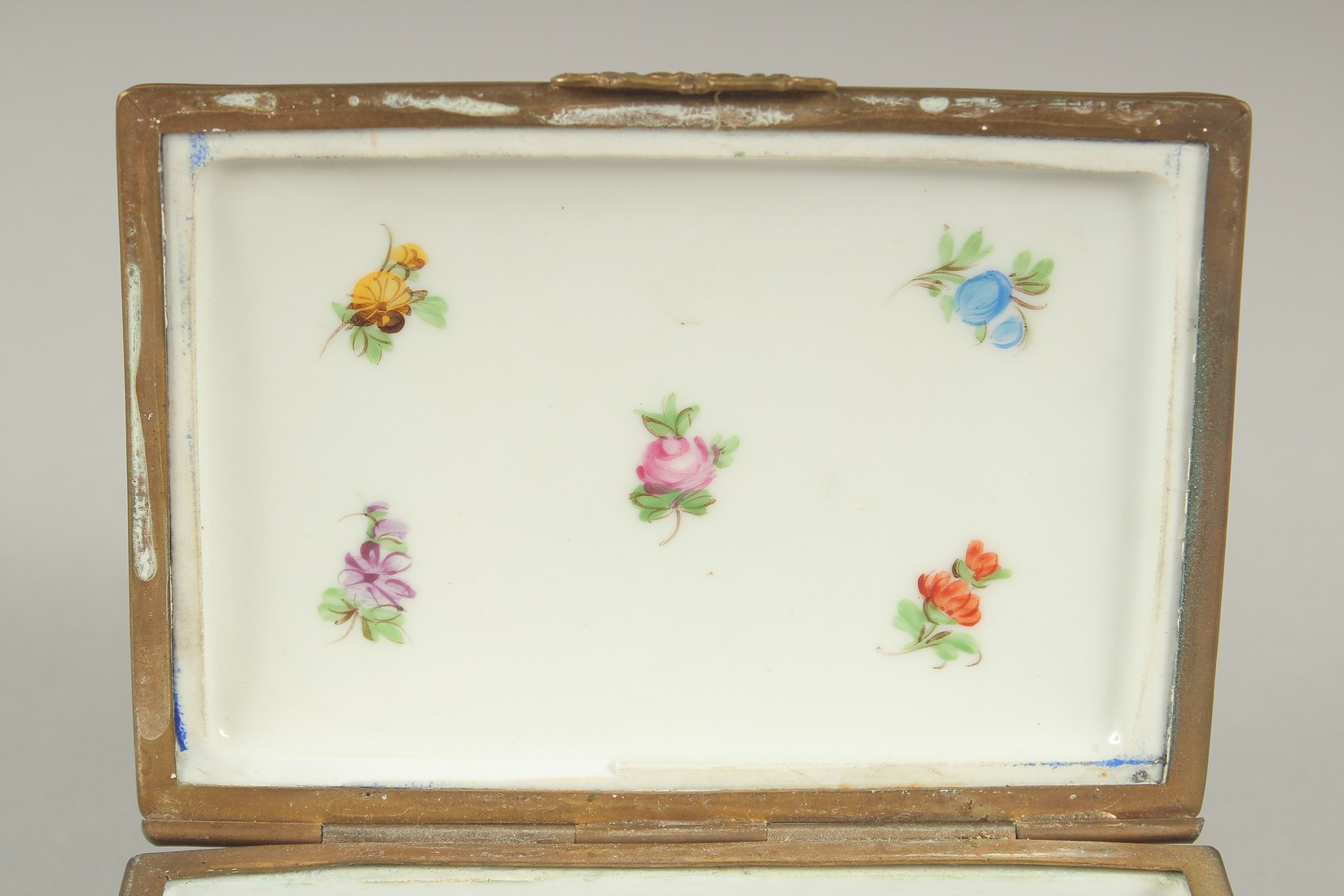A SEVRES PORCELAIN BOX AND COVER with blue ground, with a panel of flowers. 5ins long. - Image 4 of 6