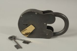 A HEAVY METAL PADLOCK AND KEY.