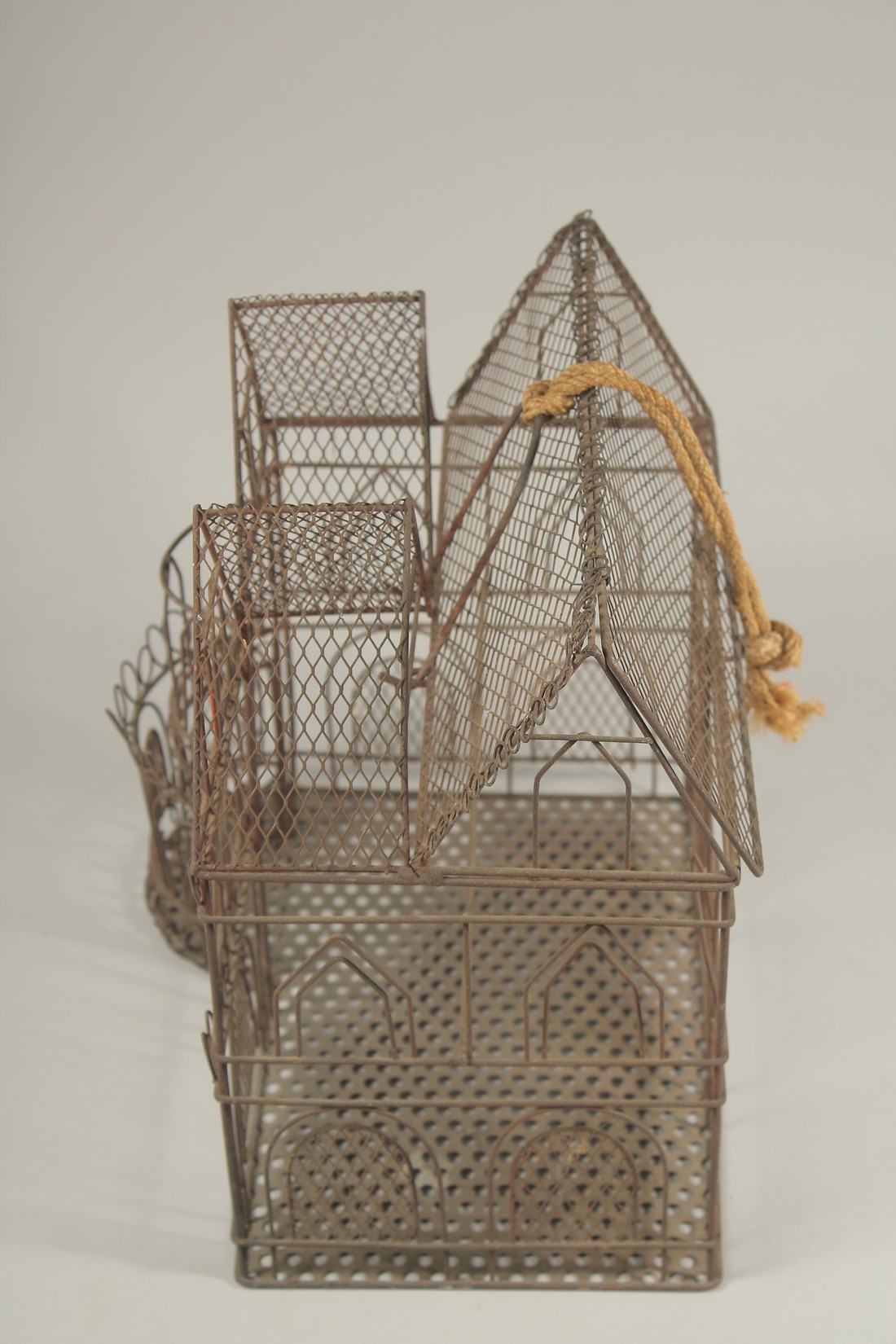 A WIRE WORK BIRD CAGE HOUSE. 12ins high x 11 ins long. - Image 2 of 4