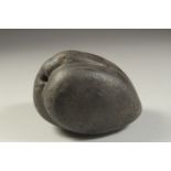 A CARVED STONE WEIGHT IN THE FROM OF A BIRD, 15cm long.