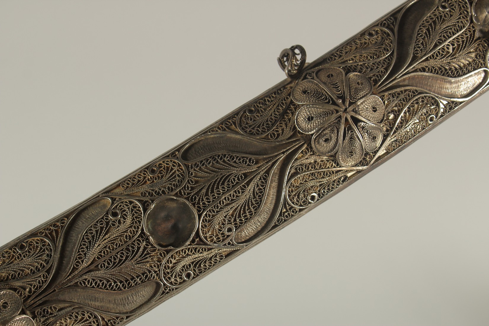 A LARGE AND HEAVY OTTOMAN BALL AND WHITE METAL SWORD'S HILT AND SCABBARD, hilt 19cm long, scabbard - Image 7 of 15