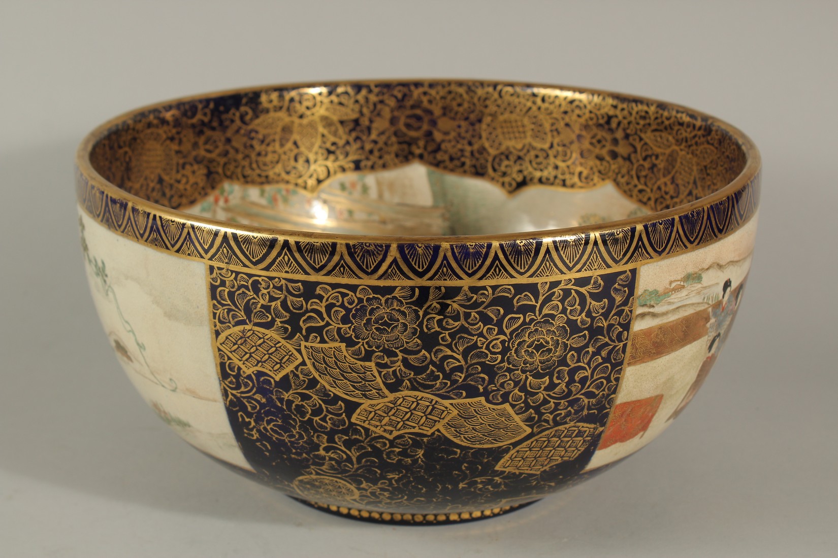 A FINE JAPANESE GILDED COBALT BLUE SATSUMA BOWL, - Image 2 of 8