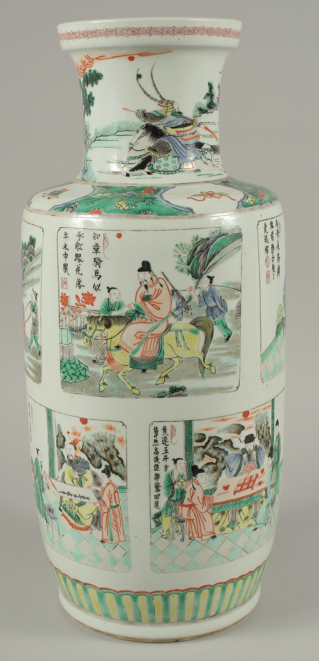 A LARGE CHINESE FAMILLE VERTE PORCELAIN VASE, painted with panels of various scenes with