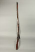 A FINE 18-19TH CENTURY MUGHAL INDIAN MATCHLOCK RIFLE, 155cm long.