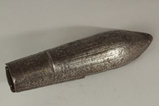 A 17TH CENTURY SOUTH INDIAN DECCANI STEEL ARM GUARD, 34cm long.