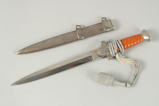 A GERMAN WWI THIRD REICH RED CROSS DAGGER, metal sheath pommel. 28cm long - Image 1 of 8