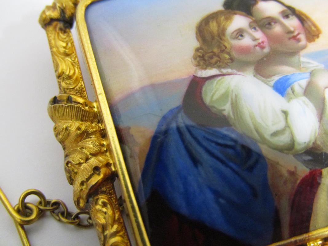 Tested as possibly 15ct gold mounted hand painted brooch depicting mother & child  (slight damage to - Image 4 of 5