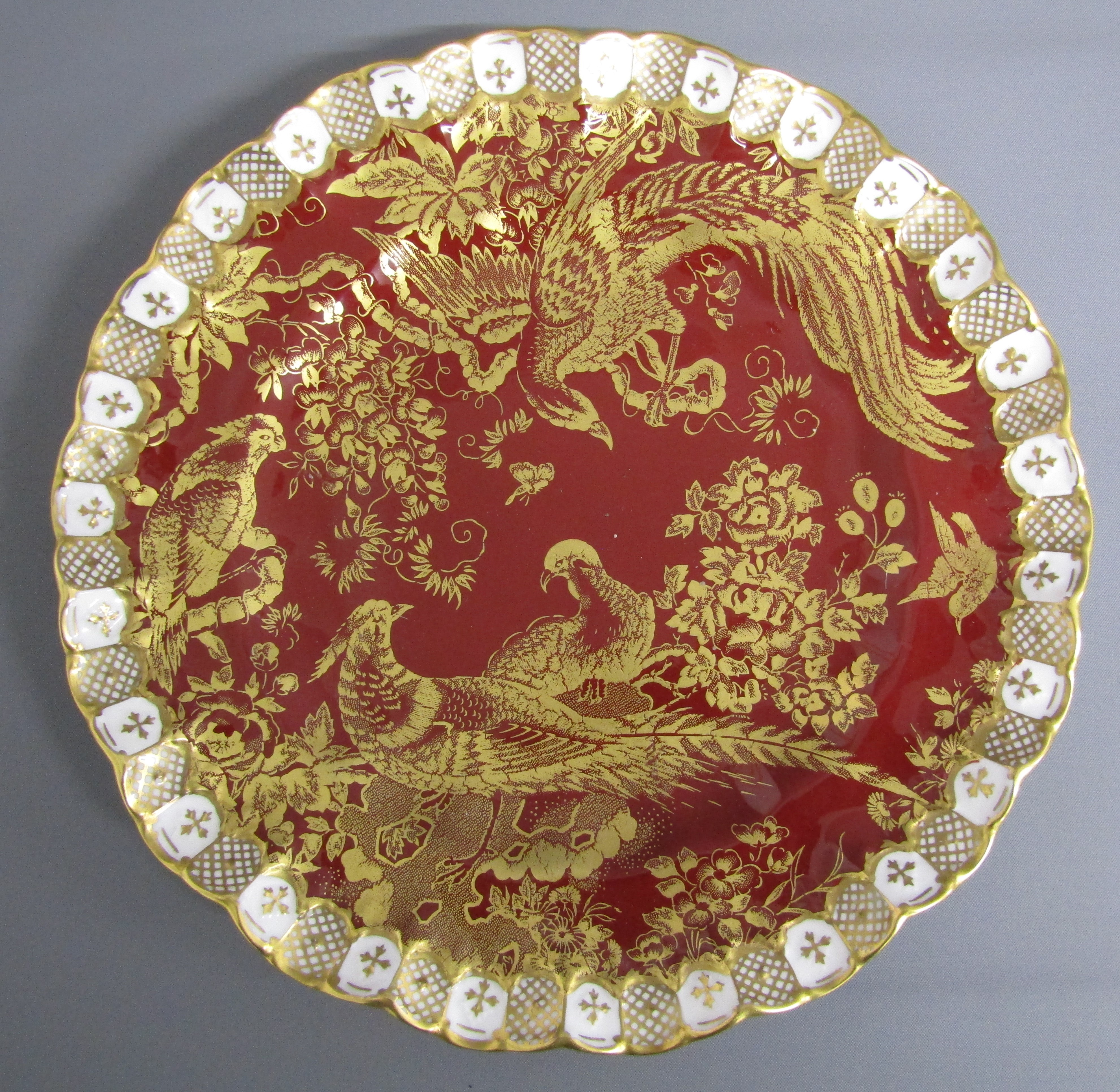 Royal Crown Derby 'Gold Aves' teapot, 'Red Derby Panel' soup bowl and saucer and red and gold - Image 8 of 9