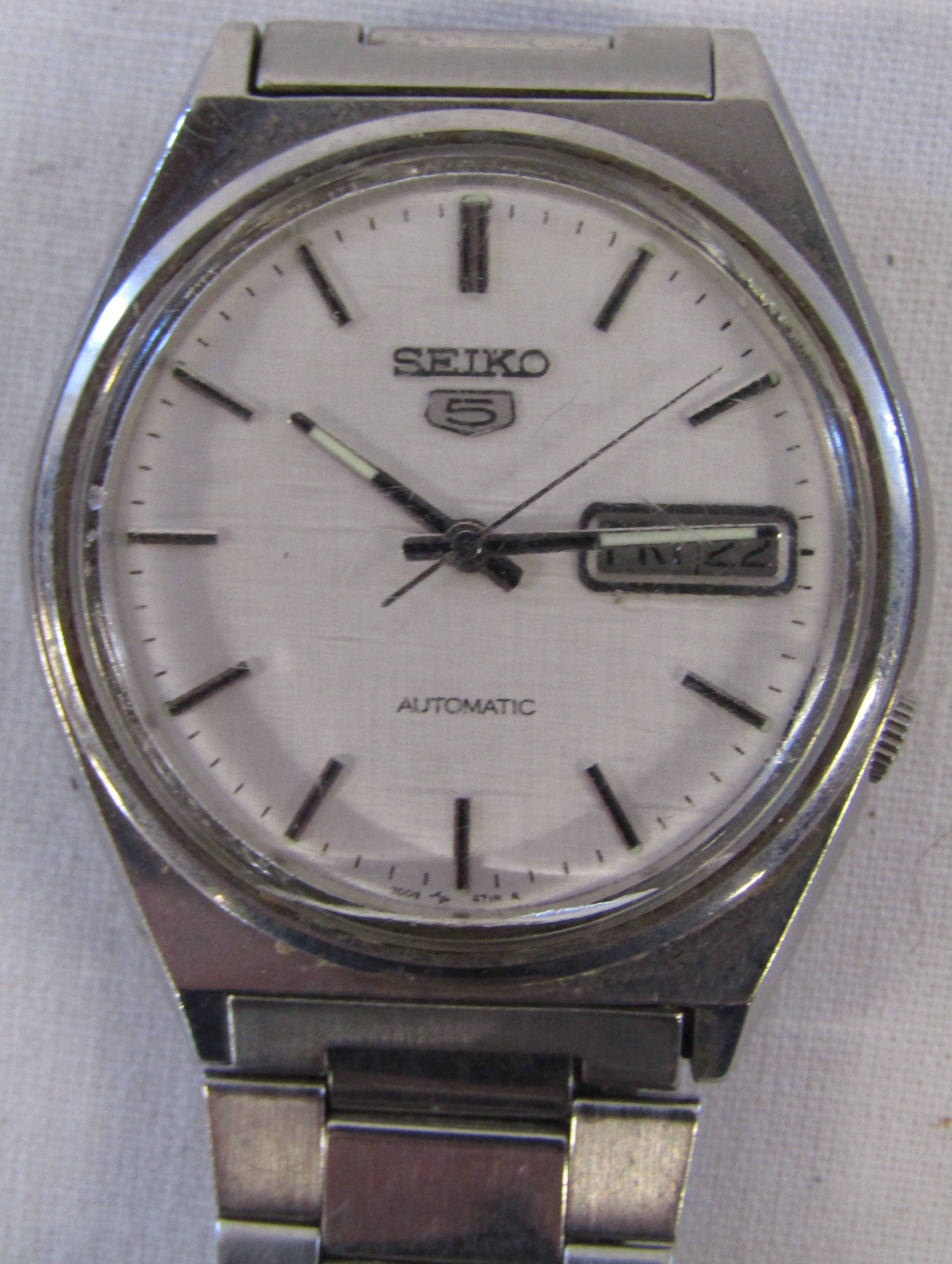 2 men's Seiko watches - automatic with day/date (currently working) and Railroad Approved quartz - Image 2 of 5