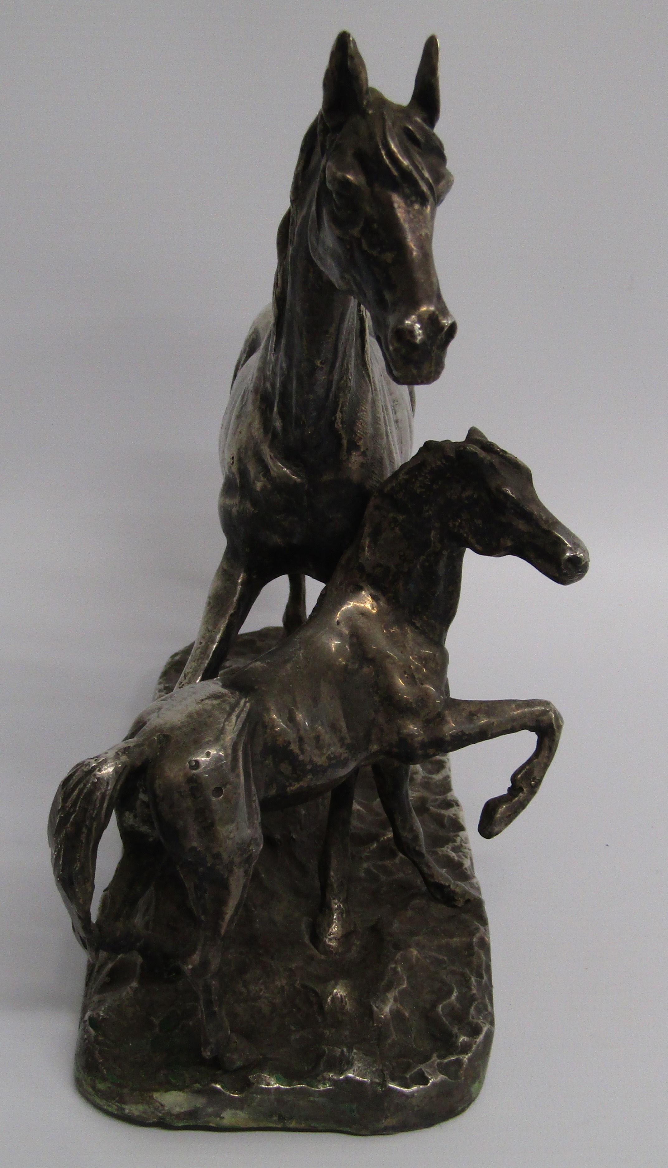 Horse and foal silver plated cast figurine - approx. 24cm x 21.5cm x 9cm - Image 4 of 5