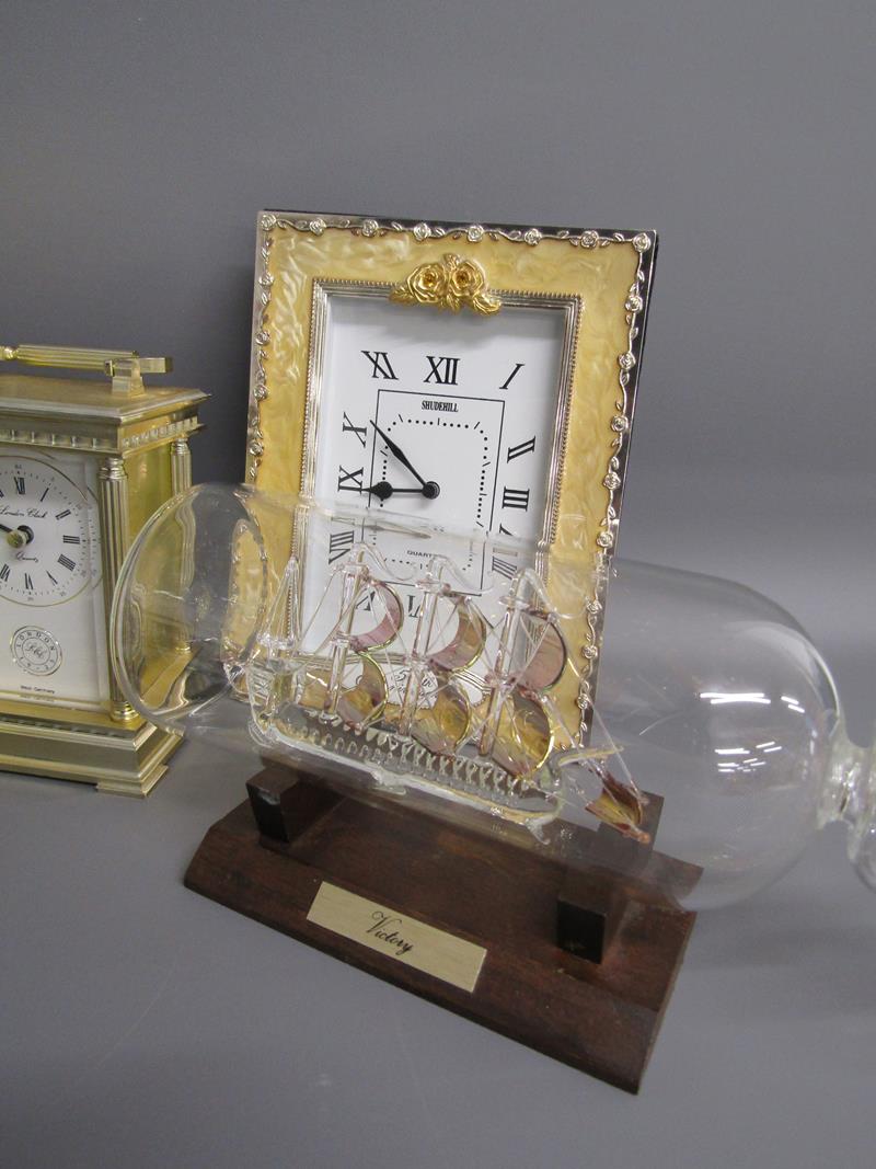 Collection of clocks, watches, cufflinks and glassware includes etched crystals of Rome, 'Victory' - Image 6 of 6
