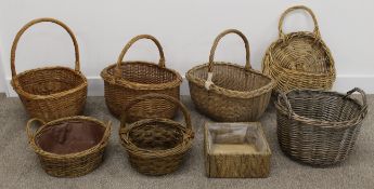 Selection of shopping baskets etc.