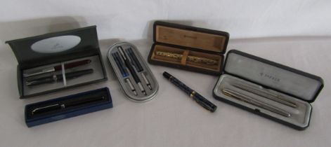 Selection of Parker pens also one other