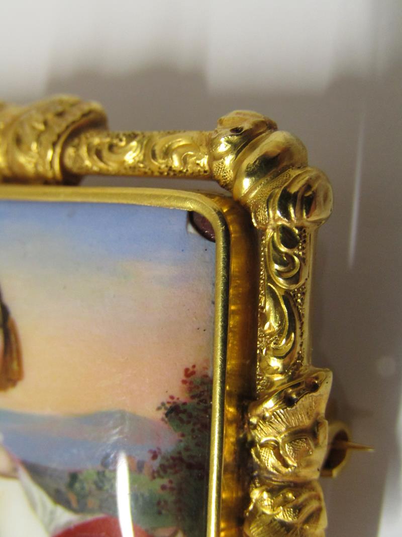 Tested as possibly 15ct gold mounted hand painted brooch depicting mother & child  (slight damage to - Image 5 of 5