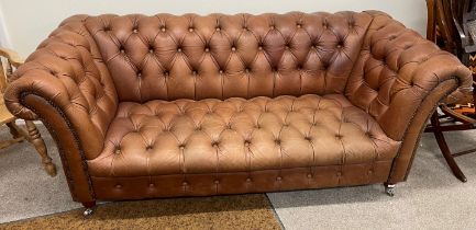 Brown leather Chesterfield sofa (matches lot 480) approx. 2m in length
