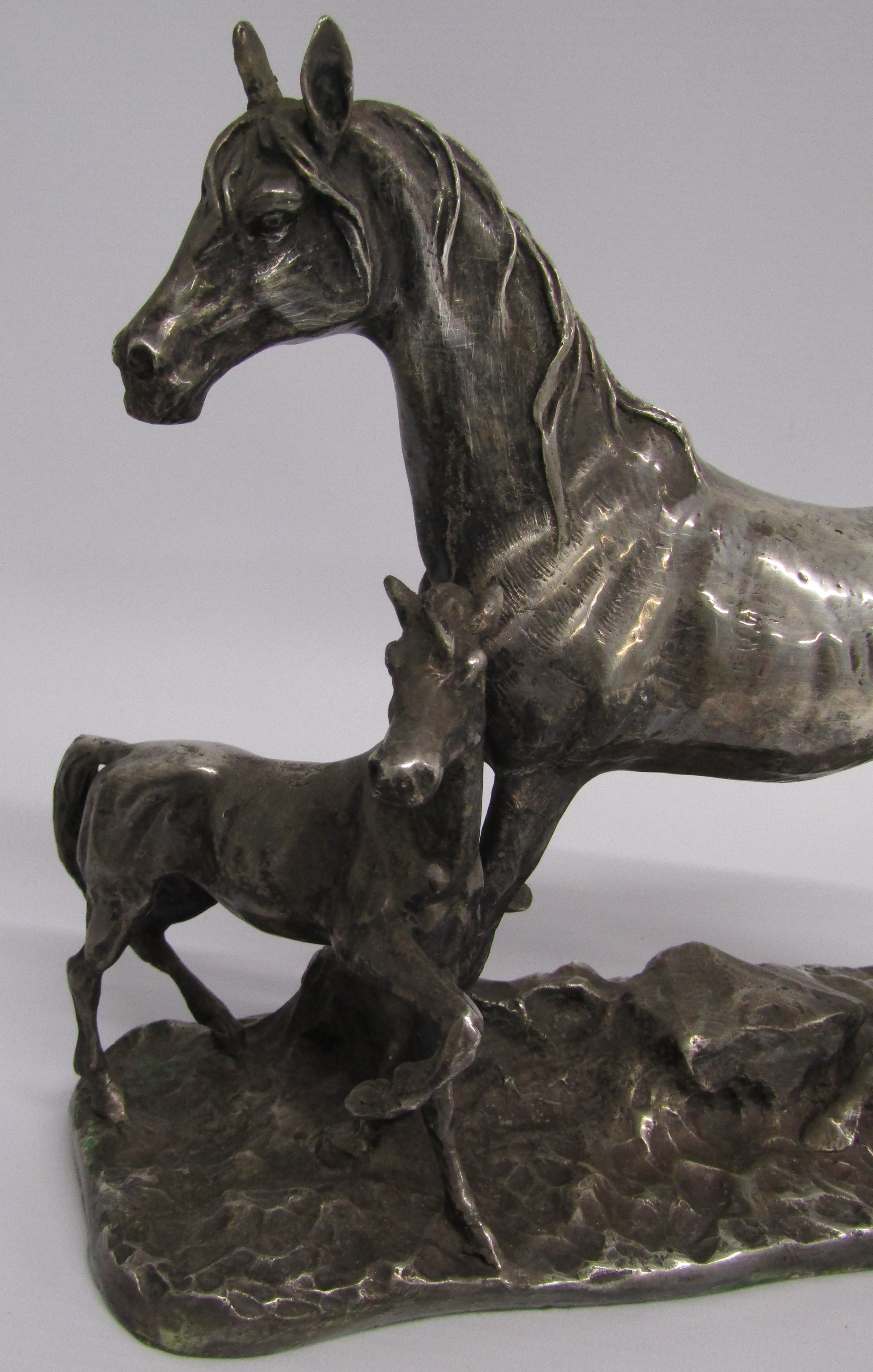 Horse and foal silver plated cast figurine - approx. 24cm x 21.5cm x 9cm - Image 5 of 5
