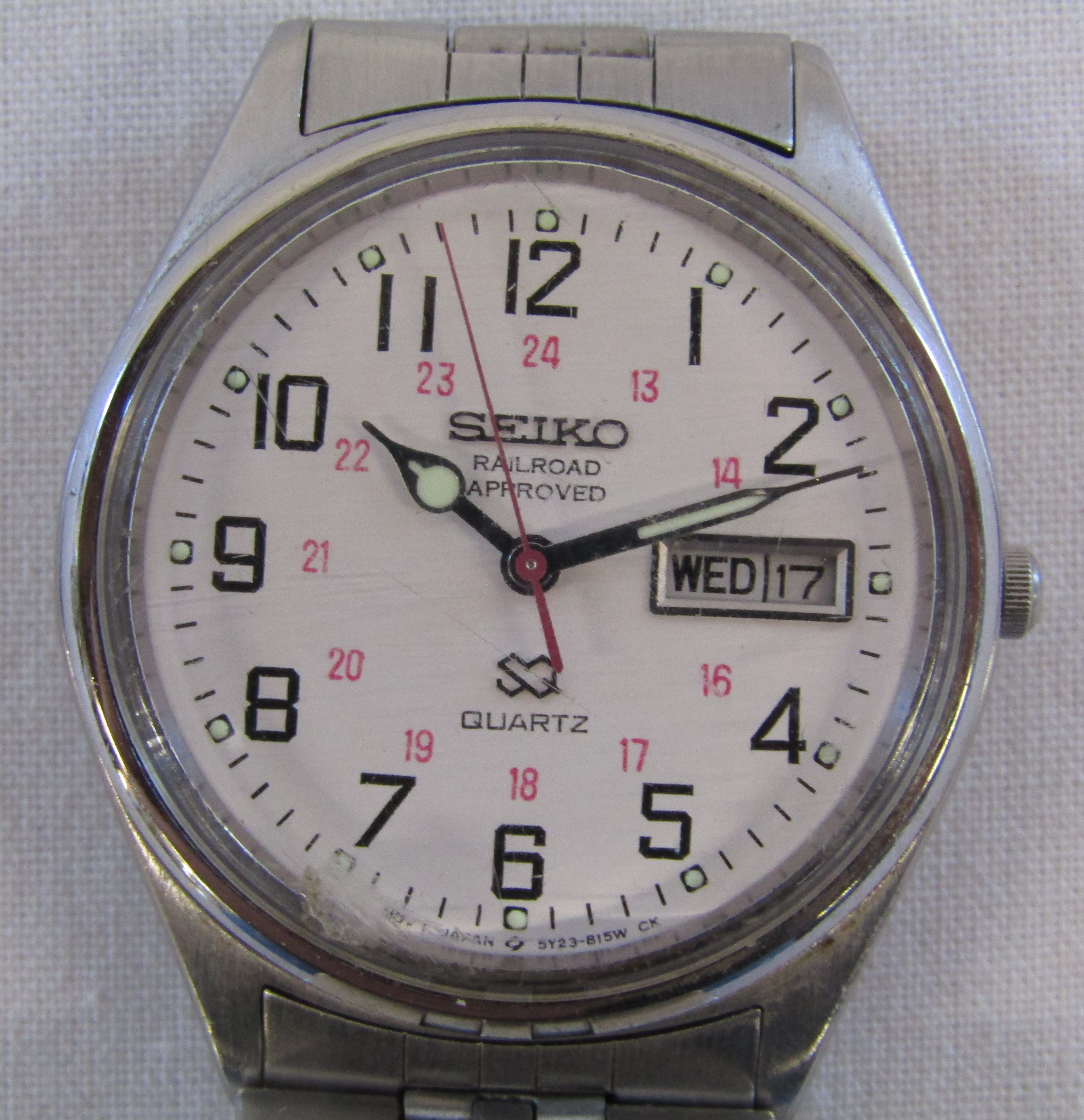 2 men's Seiko watches - automatic with day/date (currently working) and Railroad Approved quartz - Image 4 of 5