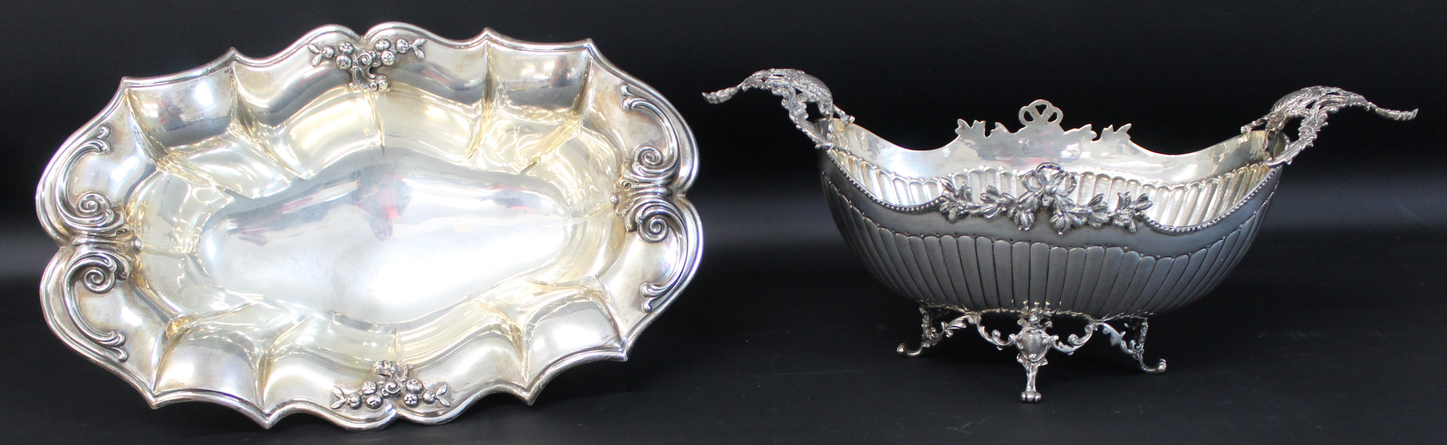 2 Italian silver bowls / dishes marked 800 (one marked possibly PA for Palermo), with embossed