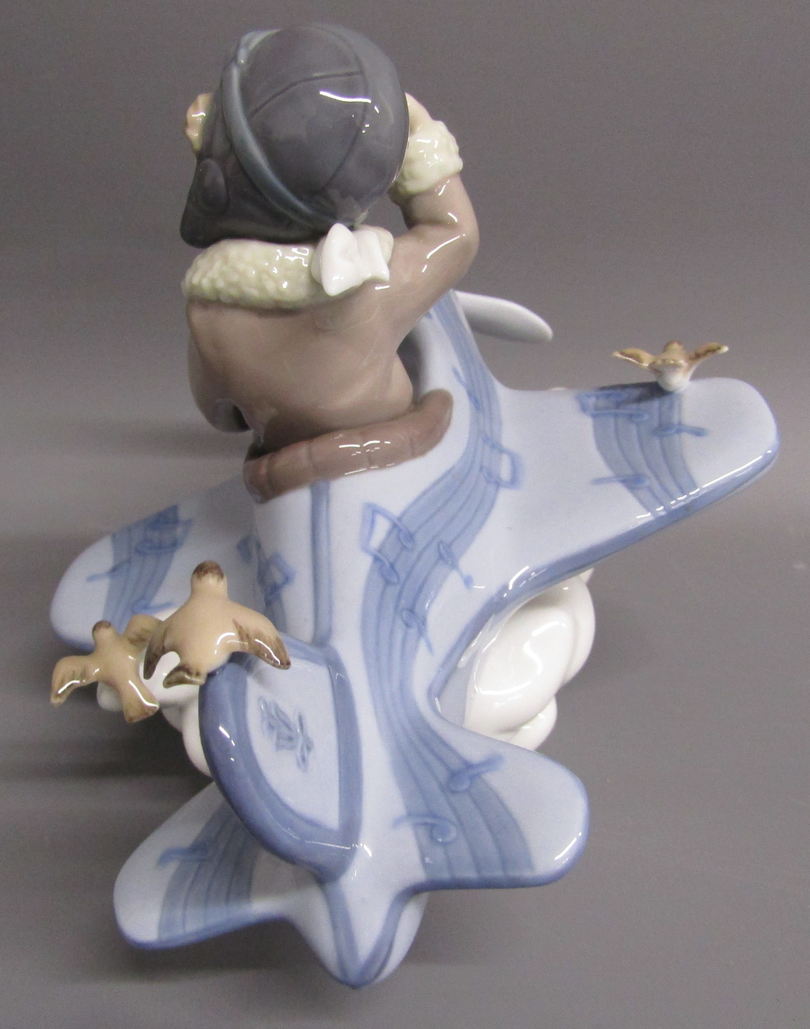 Lladro 'Over the Clouds' 05697 - with box - Image 3 of 6